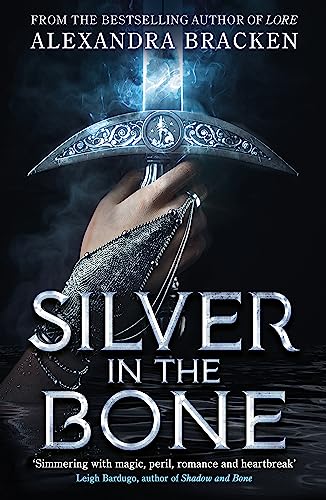 Silver in the Bone: Book 1 von Quercus Children's Books